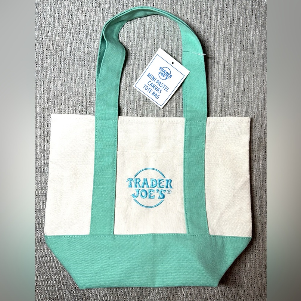 Trader Joe’s VIRAL LIMITED EDITION Mini Canvas Tote Bag Mint Green